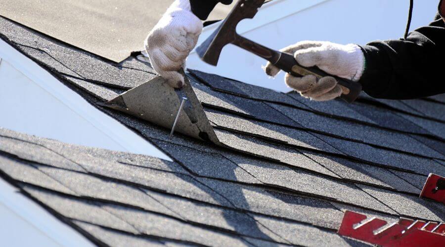 Professional gutter cleaning in Bullock, NC